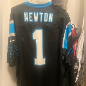 Cam Newton Nike XXL football jersey
Excellent condition